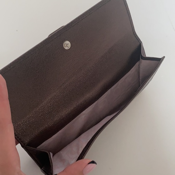 Salvatore Ferragamo Casual Leather Card Wallet - Picture 8 of 8